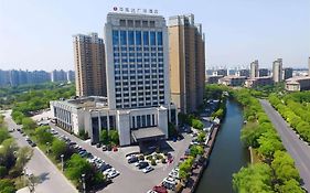 Ramada Plaza Qiandeng Kunshan Hotel